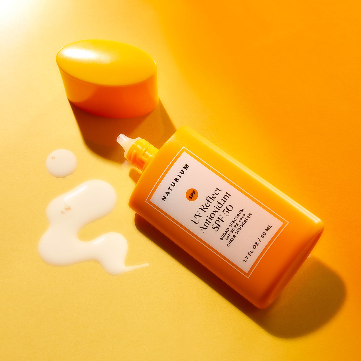 NATURIUM Fluide solaire minérale antioxydant SPF 50 Uv Reflect