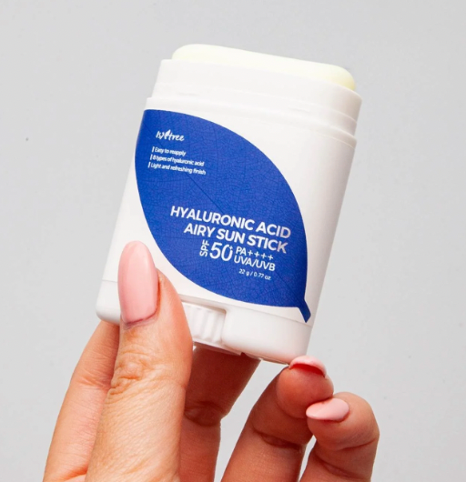 ISNTREE Stick solaire SPF 50 à l'acide hyaluronique Airy Stick