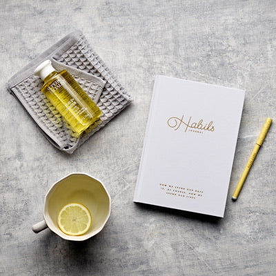 SUPER FACIALIST Huile démaquillante à la Vitamine C + Brighten